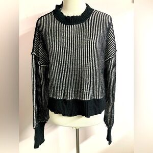 Cropped 2-Toned Striped Bl/White Sweater, Women’s Large, Very J, NWT